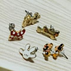 ディズニー ピアスのサムネイル