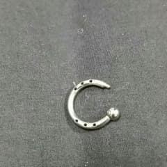 ピアスのサムネイル