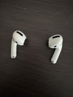 AirPods Pro第1世代　イヤホンのみのサムネイル