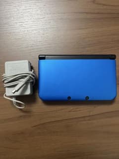 ニンテンドー3DS LL 青 本体と充電器セットのサムネイル