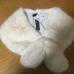大人気ZARA ファーストールのサムネイル