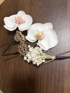 胡蝶蘭 かすみ草 ヘッドドレス 髪飾りのサムネイル