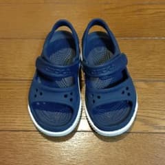 新品同様　クロックス　キッズサンダル　15センチのサムネイル