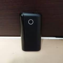 グロー　黒　タバコのサムネイル