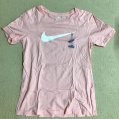Nike 半袖Tシャツ ピンク グラフィックのサムネイル