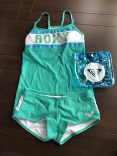 mayumi様専用‼️☆ROXY☆ レディースSセパレート水着のサムネイル