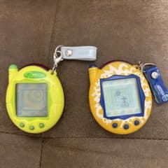 たまごっち　2個セットのサムネイル