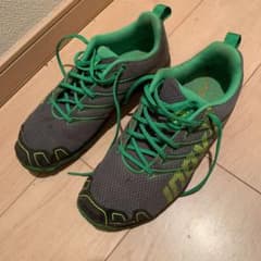 inov トレイルランニングシューズのサムネイル