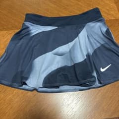 Nike テニススコートのサムネイル