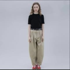 soyy. MY CHINO コクーンチノパン ベージュ 1 美品 - メルカリ