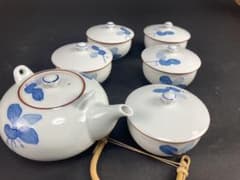 茶器セット　有田焼　伊万里　蓋付き5客セットのサムネイル