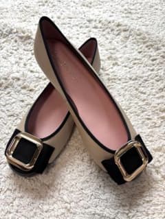 Pretty Ballerinas ブラック フラットシューズ 38 Pretty Ballerinas ベージュブラックシューズ38 - メルカリ