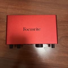 Focusrite Scarlett 2i2 オーディオインターフェイス