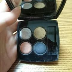 CHANEL　アイシャドウのサムネイル