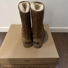 UGG ムートンブーツ ブラウンのサムネイル