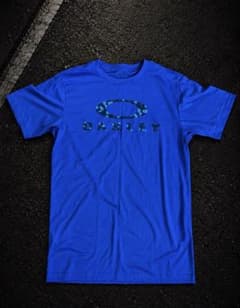 OAKLEY 00s90s テック系 y2k archive Tシャツ OAKLEY 00s90s テック系 y2k archive Tシャツ 青 - メルカリ