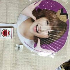 KARAジヨンの巨大うちわのサムネイル