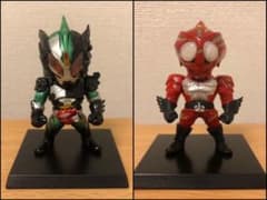 コンバージ　仮面ライダー　アマゾンズ　2体セットのサムネイル
