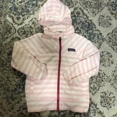 Patagonia ピンクと白のストライプ ジャケットのサムネイル