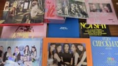 ITZY アルバム10枚美品、トレカ まとめ売りのサムネイル