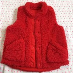am様　ユニクロ ボアベスト 100のサムネイル