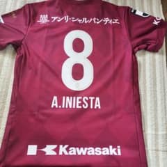 ヴィッセル神戸　イニエスタ　ユニフォームのサムネイル
