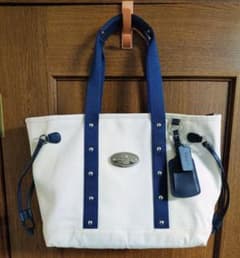 コーチ COACH スタッズ付きキャンバストートバッグのサムネイル
