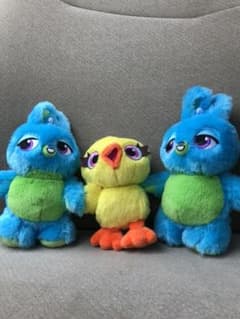 TOmO様 専用【新品】トイストーリー 4 ダッキー&バニー ぬいぐるみのサムネイル
