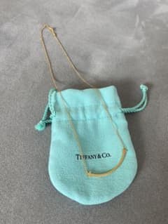Tiffany ティファニー Tスマイルネックレス スモール　K18のサムネイル