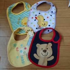 ドンチャン様専用！美品♥カーターズ スタイセットのサムネイル