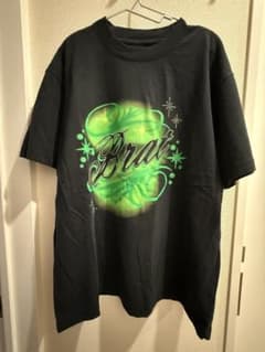 【新品】アメリカ購入品　glitter付きTシャツのサムネイル