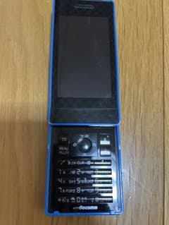 ガラケー水没使用不可のサムネイル