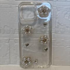 iPhone 13 14 15 ケース パール ビジューフラワーのサムネイル