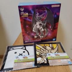 一番くじにゃんこ大戦争　覚醒のネコムートフィギュアと出陣スロットハンドタオル2枚 一番くじにゃんこ大戦争 覚醒のネコムートフィギュアと出陣スロット