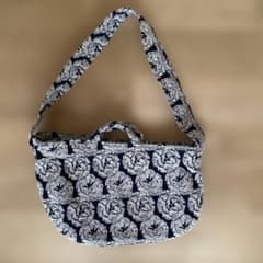 ミナペルホネン　ショルダーバッグ　小　flair navy ミナペルホネン ショルダーバッグ 小 flair navy - メルカリ