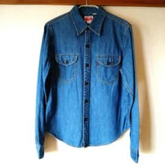 Levi's リーバイス レディース デニムシャツ Mサイズのサムネイル