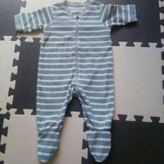 売り切れ UNIQLO 足付きロンパースのサムネイル