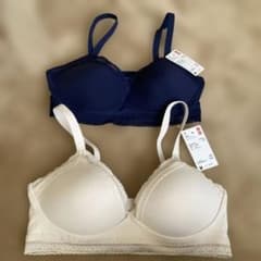 新品 ユニクロ プリンセスタムタム ワイヤレスブラ(ビューティソフト