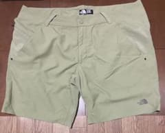 【かっちゃんさん専用】ノースフェイス ショートパンツ 40インチ【カーキ】のサムネイル