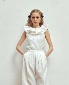 【新品未使用】bibiy SARAH RIBBON TOP 新品未使用】Bibiy / DOROTHY RIBBON TOP - メルカリ