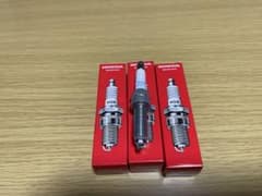 新品 ホンダ純正 12290-5YS-003の3本セットになります。のサムネイル