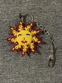 太陽モチーフ ビーズキーホルダーのサムネイル
