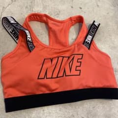 NIKE ナイキ　ブラトップ　スポーツブラのサムネイル