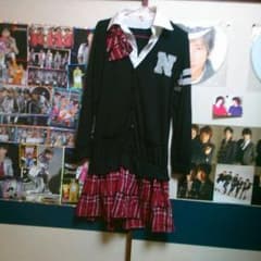 卒業式の服のサムネイル