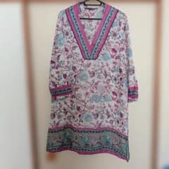 ZARA BASIC 花柄 Vネック チュニック【Lサイズ　30】のサムネイル