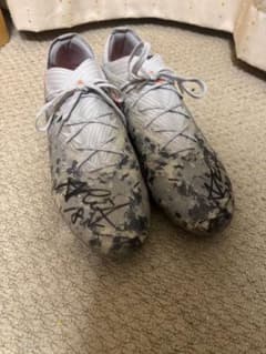 ネメシス19.3長谷川アーリアジャスールサイン入りスパイク(選手支給品) ネメシス19.3長谷川アーリアジャスールサイン入りスパイク(選手支給品