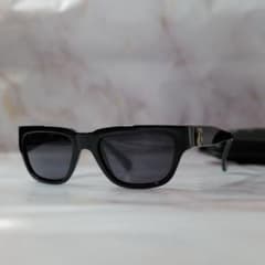 VERSACE ヴェルサーチェ ウェリントン Y2K ロゴ サングラス ケース付 VERSACE ヴェルサーチェ ウェリントン Y2K ロゴ サングラス ケース付