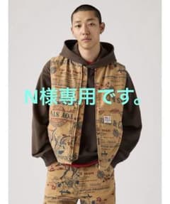 リーバイスtoystoryコラボアイテム 総柄ベストのサムネイル
