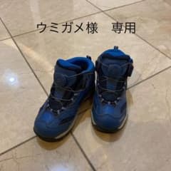 ウミガメ様専用　モンベル トレッキングシューズ 登山靴　18センチのサムネイル