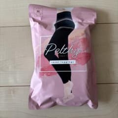 Pelthy reset leggings Mサイズ　新品　着圧レギンスのサムネイル